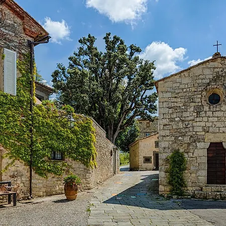Le Suites Di Castello Di Ama Resort