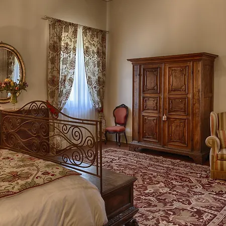 Le Suites Di Castello Di Ama Resort