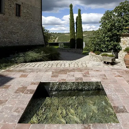 Le Suites Di Castello Di Ama Resort