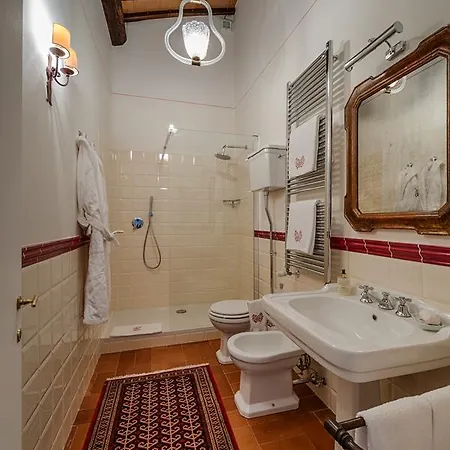 Üdülőközpont Le Suites Di Castello Di Ama Gaiole in Chianti
